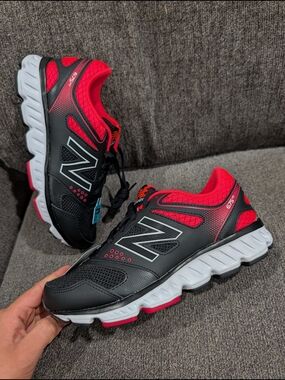 New Balance Black & Red Athletic Running Shoes